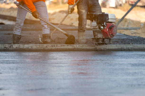 Best Concrete Sidewalk Installation in Line Acres, MO